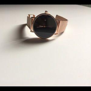 Rose Gold Unisex Sleek Quartz Watch